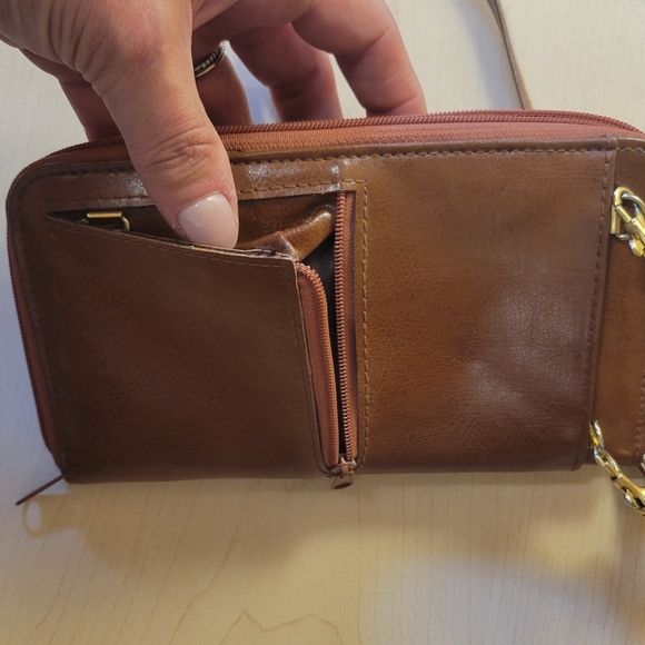 Minimalist crossbody bag, brown leather - Picture 5 of 8